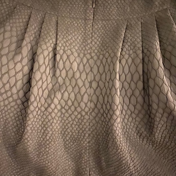 Jennifer Lopez Snakeskin Skirt - Picture 8 of 8